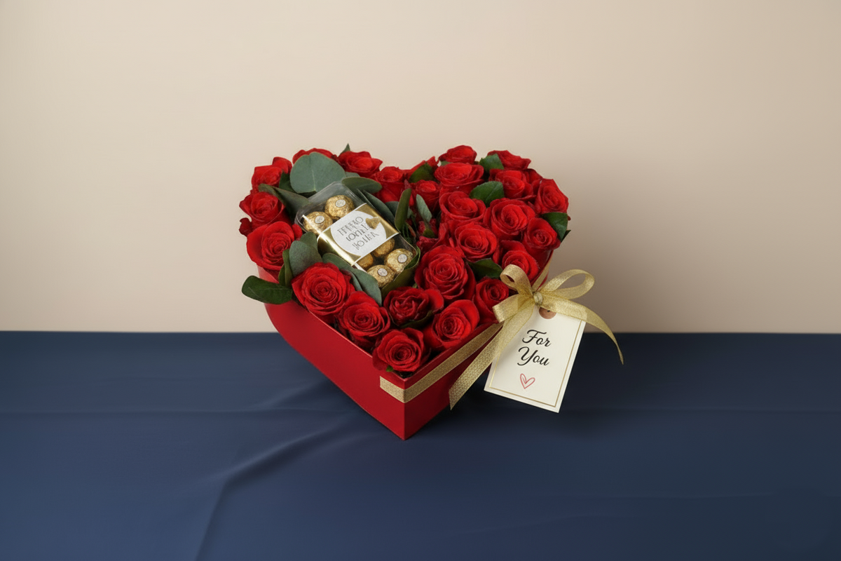 16 pcs Rocher with Roses Heart Box